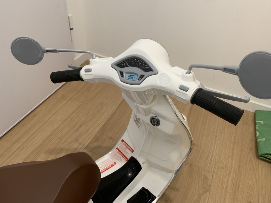 Moto Criança Vespa