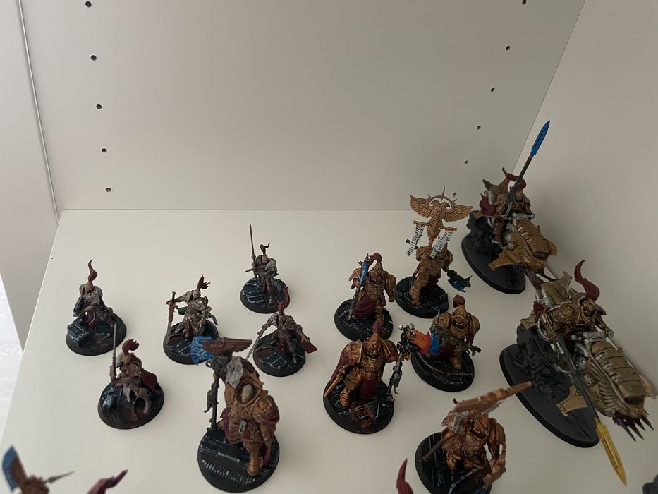Custodes - armia
