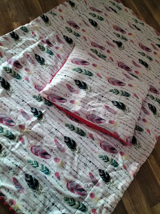 Kocyk z poduszką