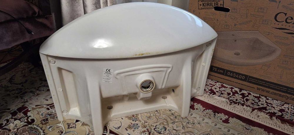 Раковина CERASTYLE Evita 75 см HP0000025 біла