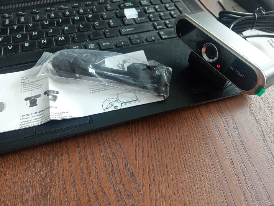 Webcam HD 1080P Niveoli (Nova) – Kit Completo c/ Tripé e Manual