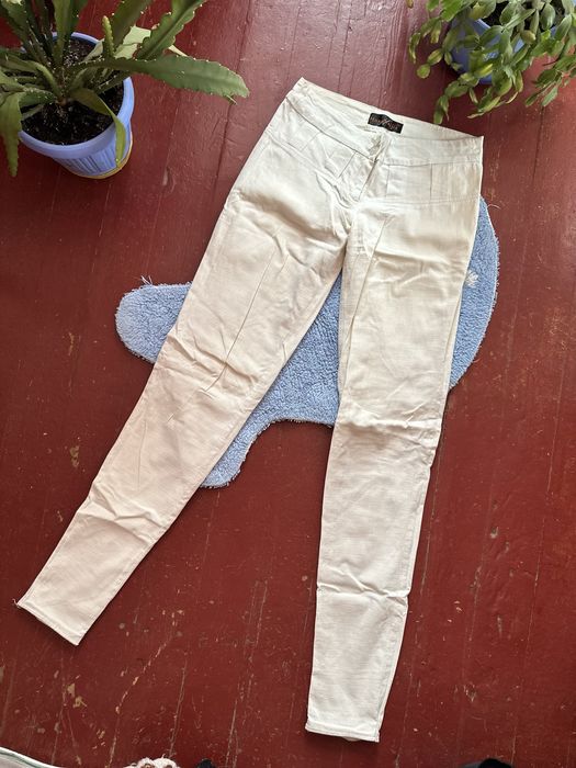 Лот з 38 речей на розмір xs шуба джинси брюки светри спідниці сукні