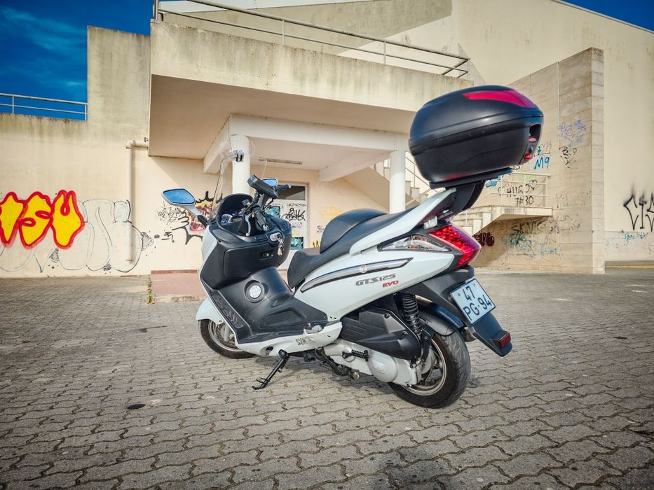 Sym GTS 125 branca