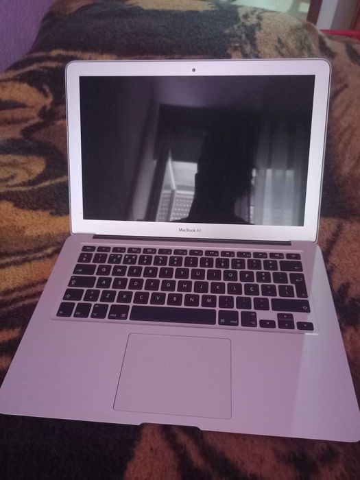 MacBook Air usado