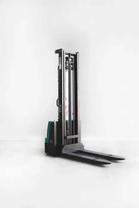 Stacker Elétrico Baoli (NOVO)