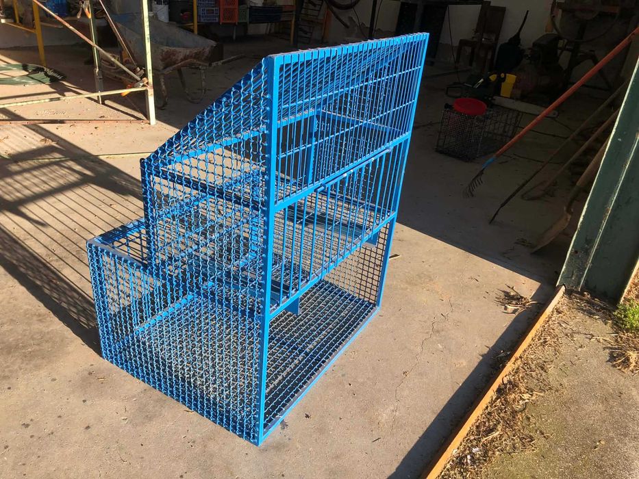 Sputnik - Entrada para pombos correios