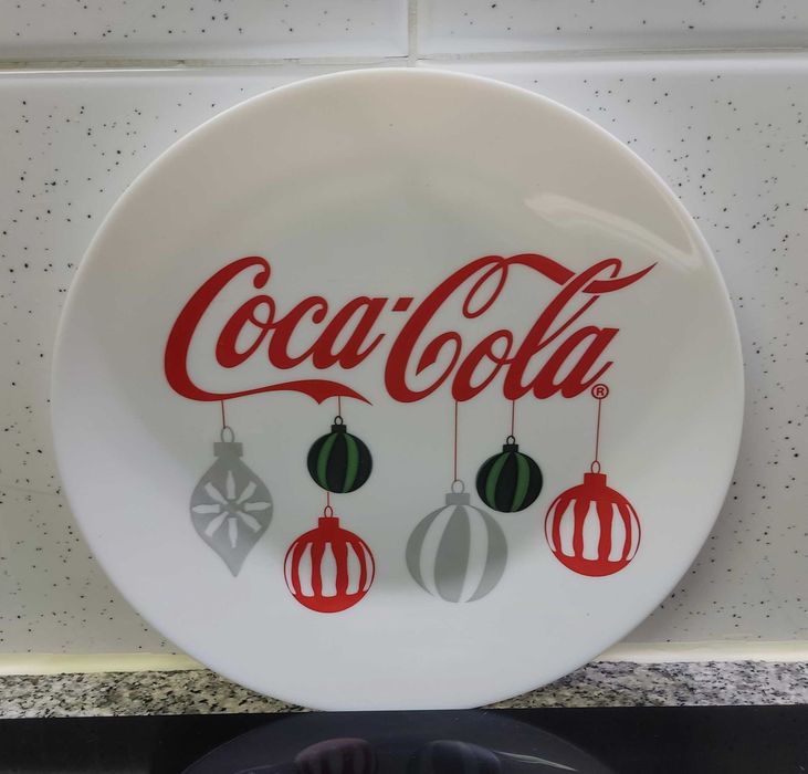 12 Coca-Cola Plates508994760297031681