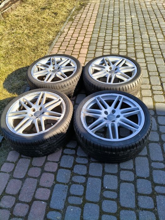 Felgi z oponami 19 Audi