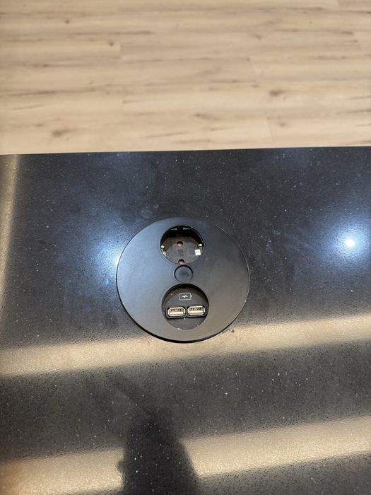 Ilha de cozinha / tampos em silestone
