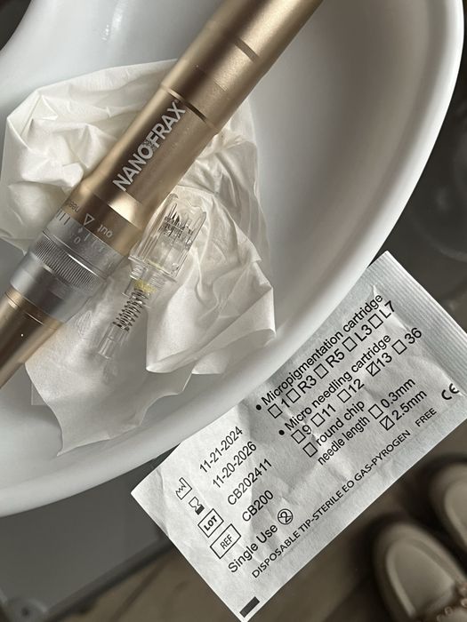 Nanofrax urządzenie do mezoterapii mikroigłowej/ Dermapen
