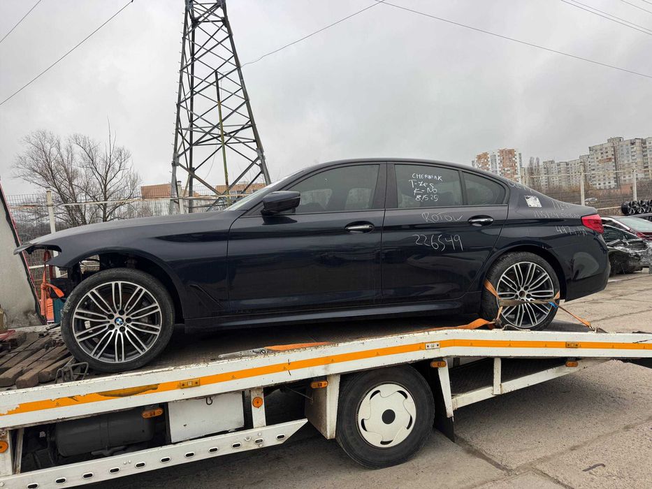 Разборка BMW G30 530 X-Drive 2018 року Колір 416