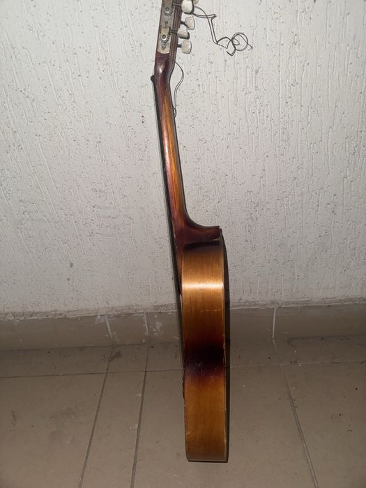 Дитяча 6 струнна гітара