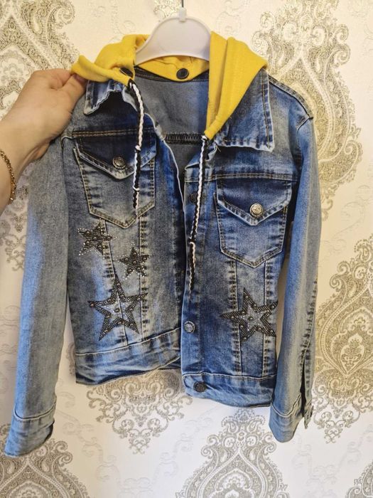 Джинсова куртка