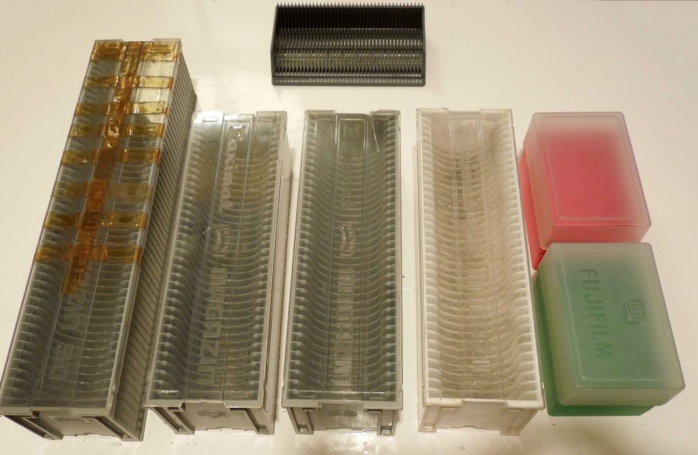 Lote de Carregadores e Caixas para Slides / Diapositivos (Paximat / Fujifilm) - Vintage