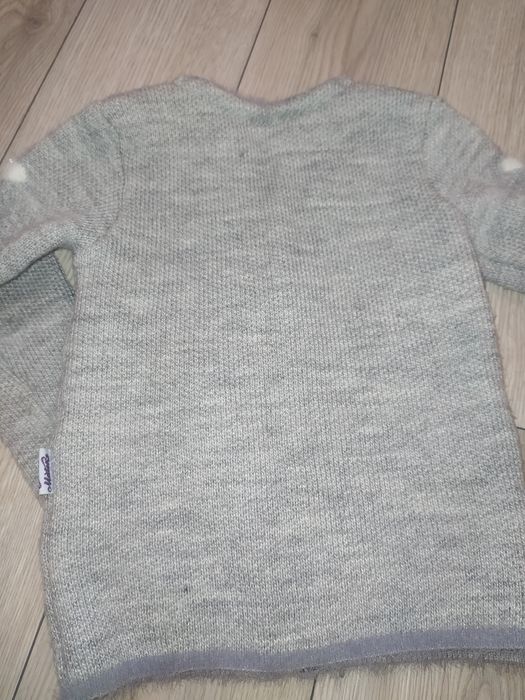 Тепла кофточка для дівчинки