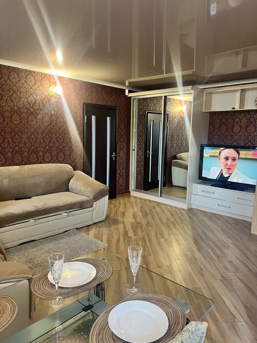 Квартира подобово двокімнатна на Європейській 51