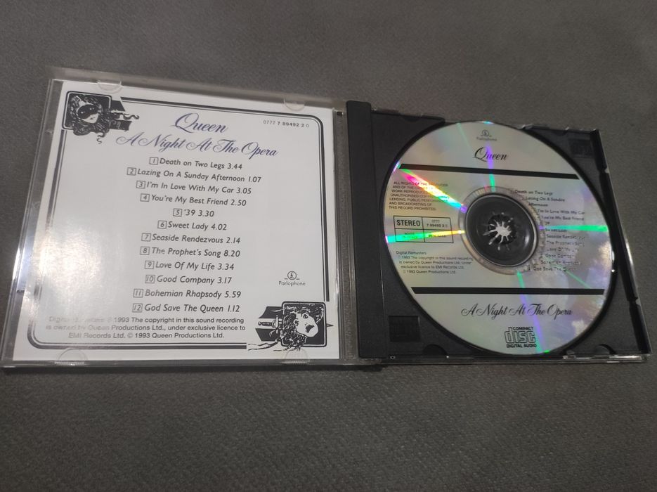 CD "A Night at the Opera" de Queen