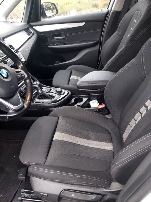 Bmw active tourer line sport auto