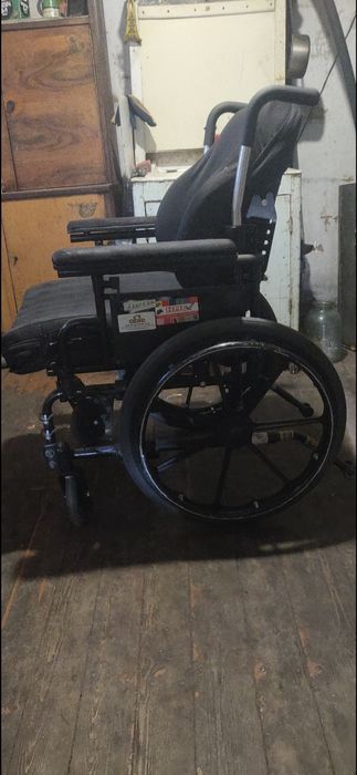 Инвалидная коляска