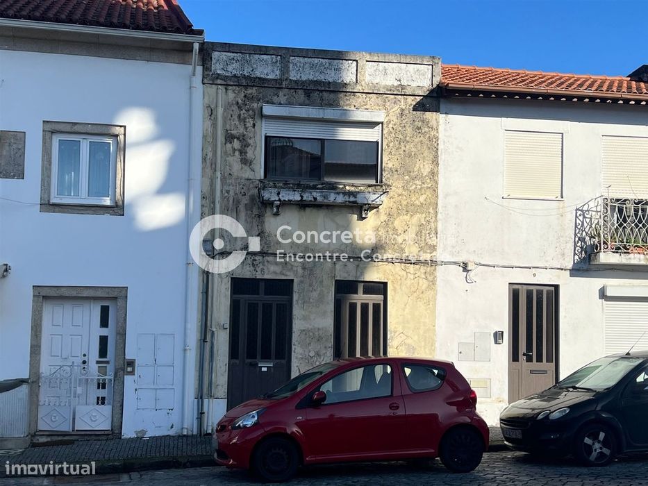 Prédio no centro histórico de Barcelinhos