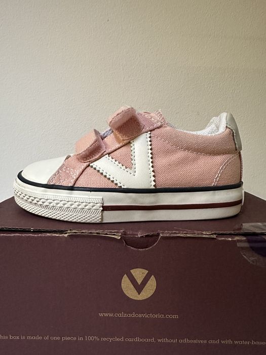 Sapatilhas Victoria 24