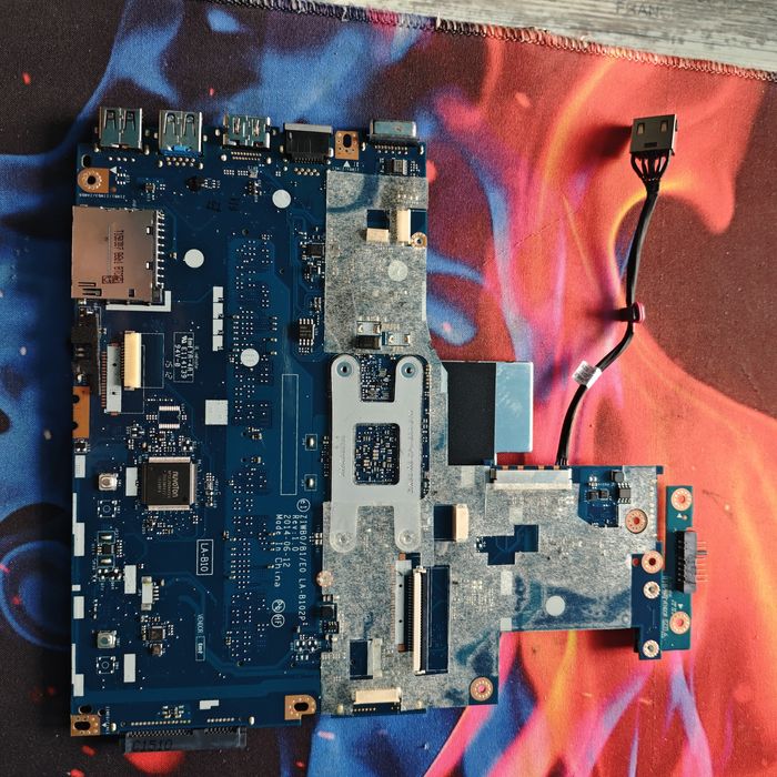 Lenovo B50-30 запчасти