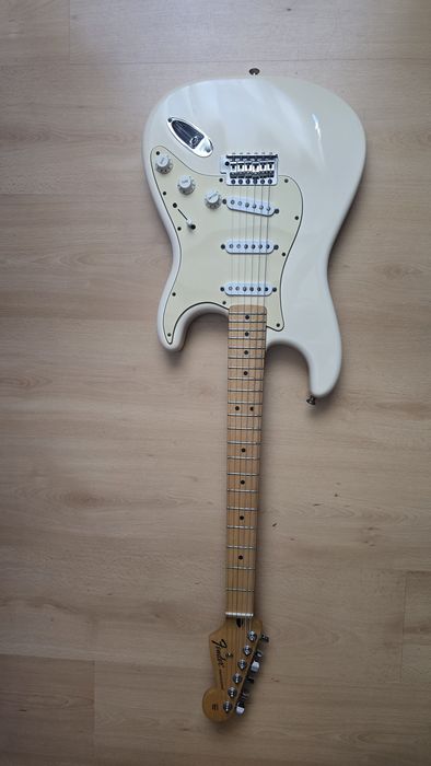 Fender Stratocaster, ( Custom 69, Texas Special, Fat50 )
