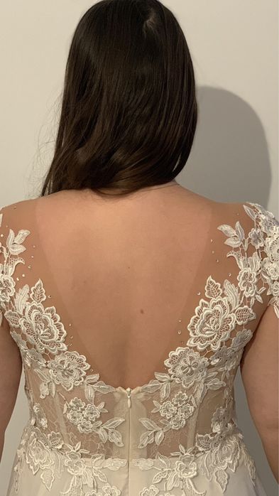 Suknia ślubna, muślinowy dół