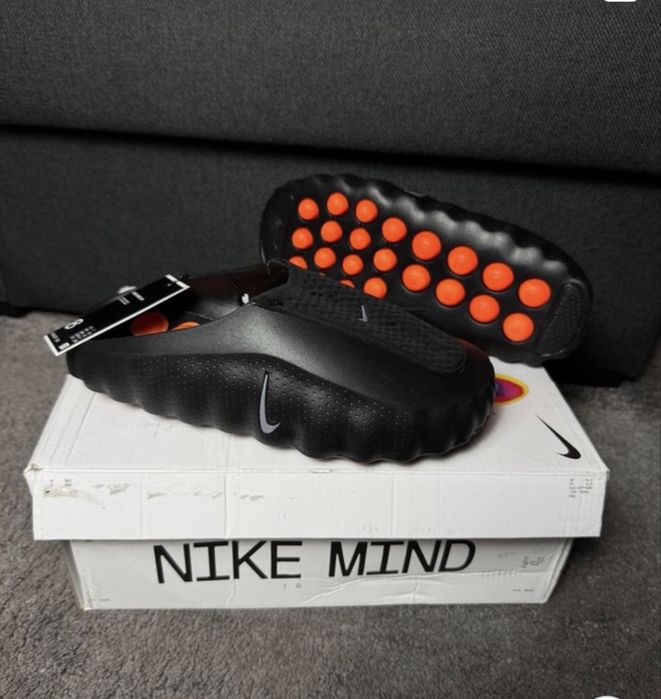 Nike Mind 001 laranja