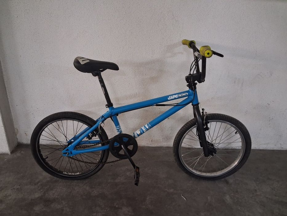 Bicicleta BMX Decathlon