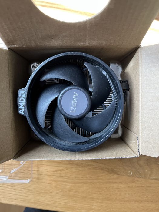 Procesor AMD ryzen 3 3200g