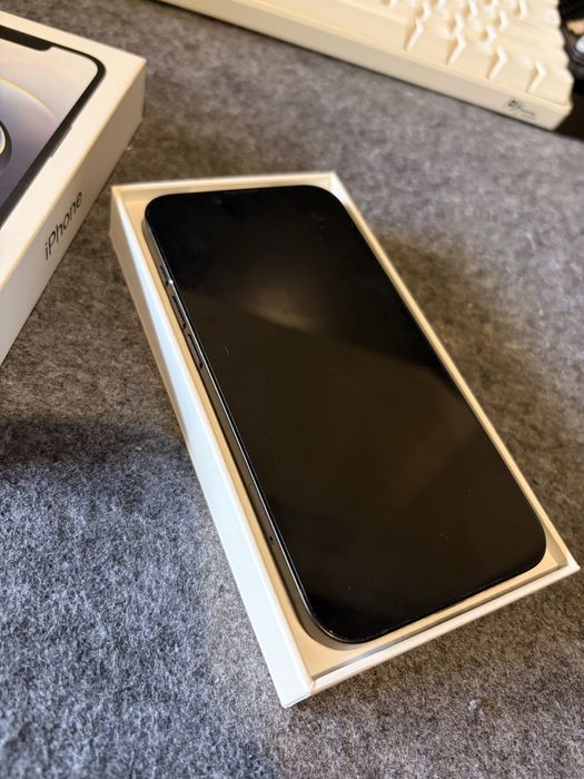 iPhone 16e 128gb