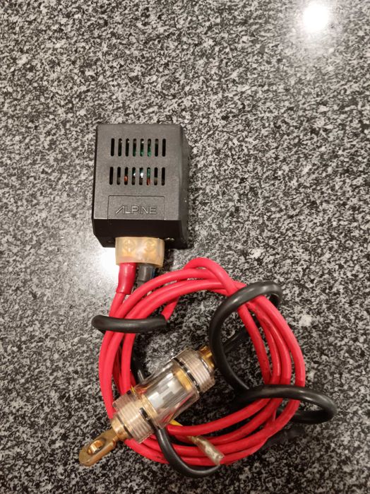 Controlador de Audio Philips com colunas e fusível