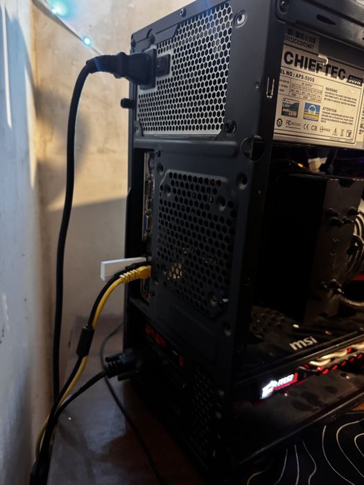 Хороший пк для учебы, работы и легких игр