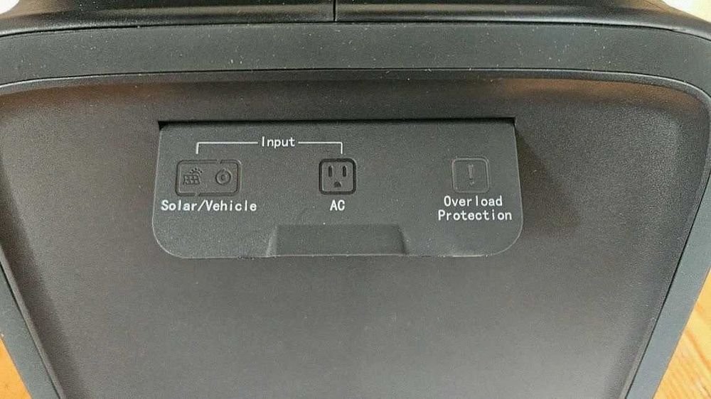Growatt Infinity 1500 stacja zasilania / generator solarny