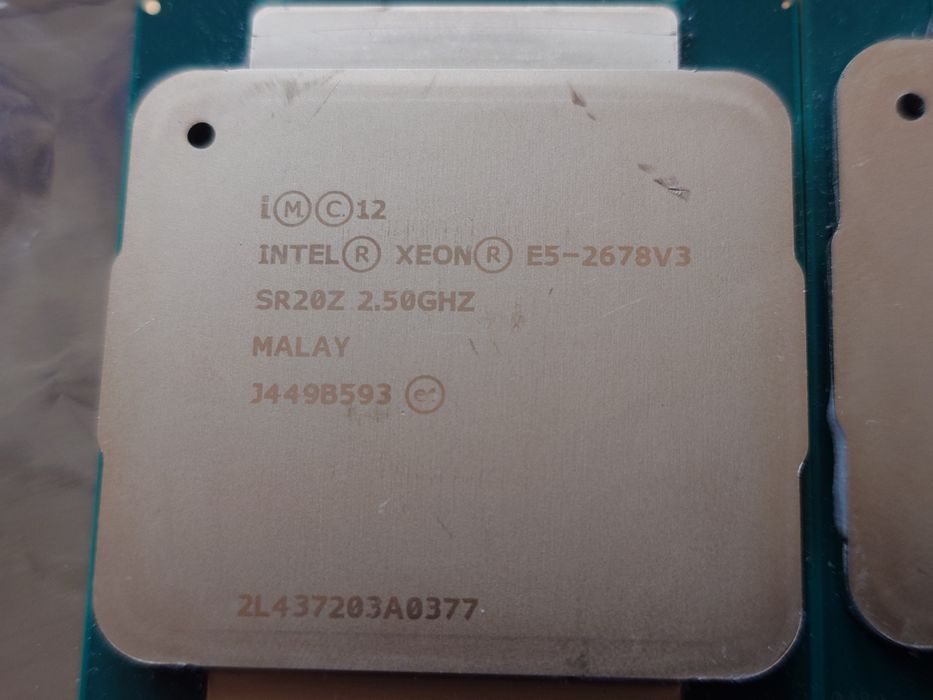 Intel xeon E5-2678v3 12c 24t