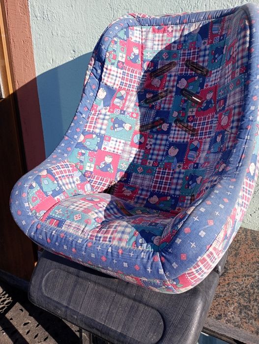 Fotelik dziecięcy tylko bez pasów wygodny szeroki