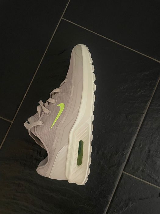 Ténis Nike novos