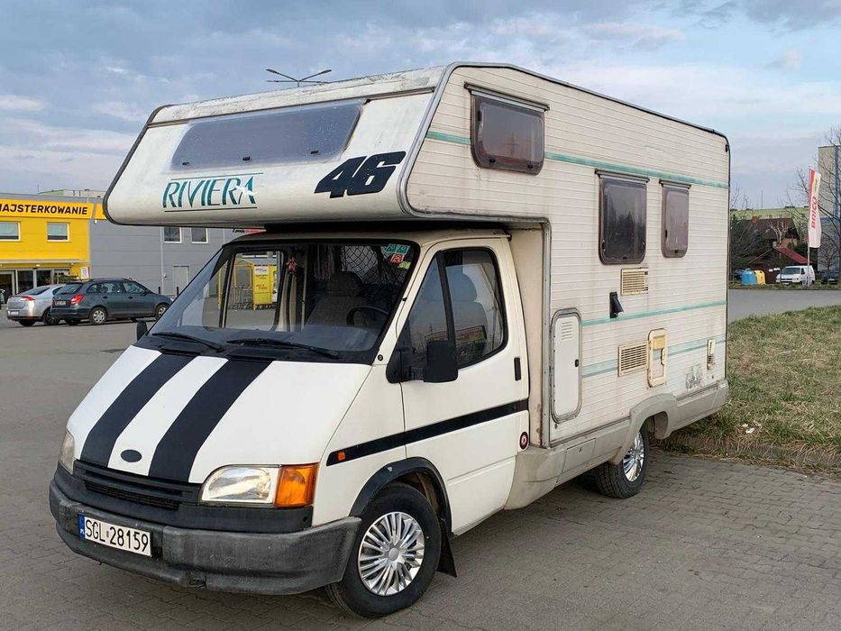 Kamper Ford Riviera, sześcioosobowy, zawieszenie pmeumatyczne ...