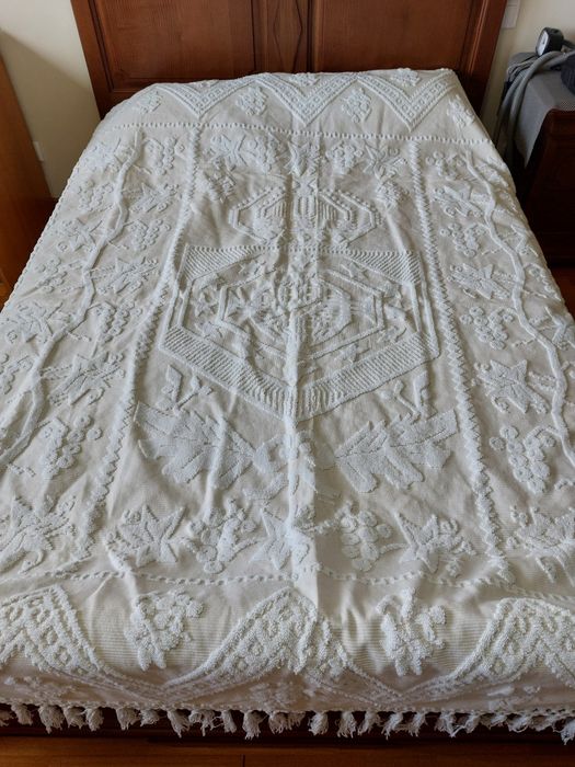 Colcha de cama c/coroa