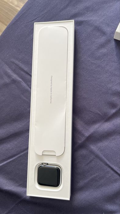 Продам Apple Watch SE2 40 mm