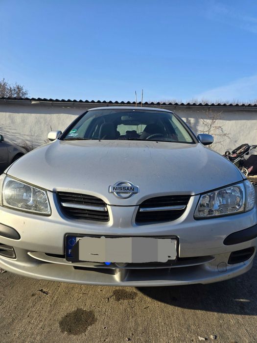 Nissan Almera 2000