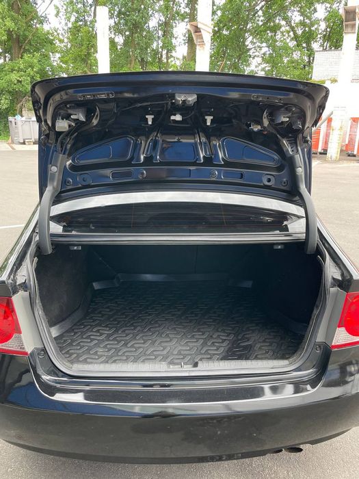 Продам Honda Civic 4D