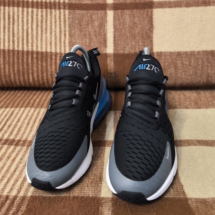 Кросівки Nike air max 270