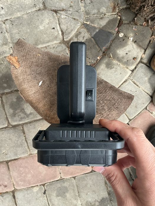 Лампа прожектор з ручкою та павербанк на акум Makita яскрава якісна но