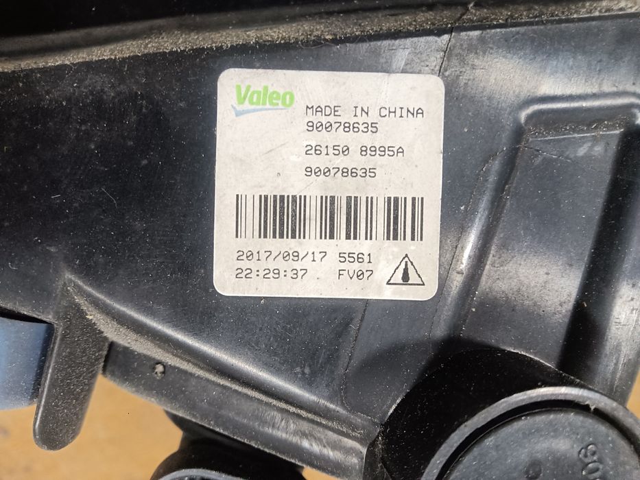 Farol nevoeiro Nissan qashqai e LEAF 2018