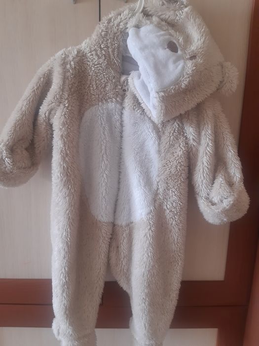 Человечки, бодики, распашонки, шапочки