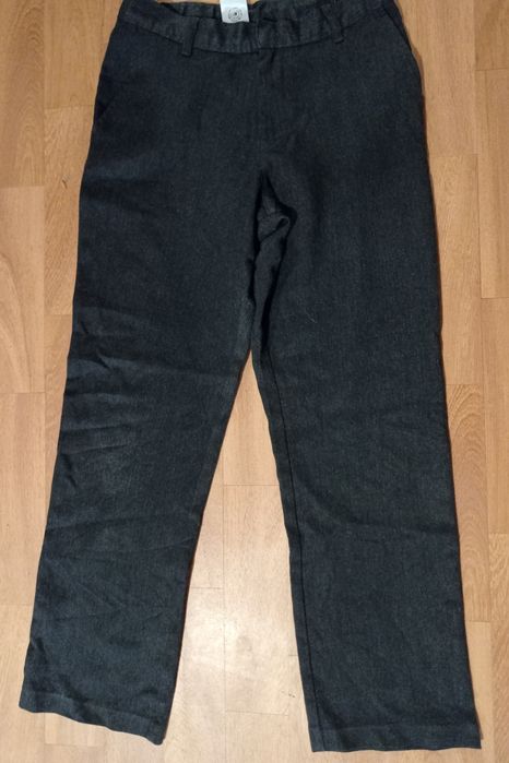 Серые,черные брюки на мальчика