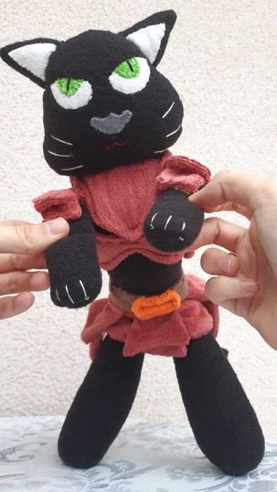 Pluszowy kotołak rękodzieło maskotka fantasy wojownik