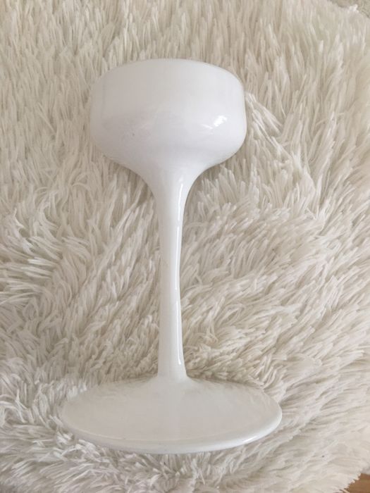 Candelabro branco para velas